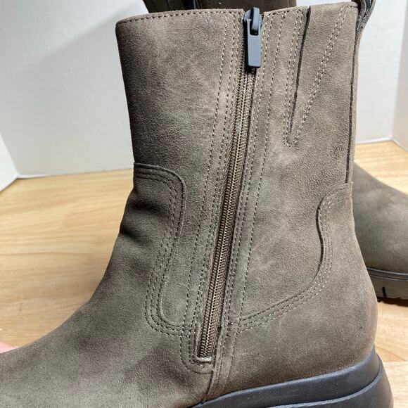 Clarks Loriini May Suede Bootie Sz 11 M Mole Grey Suede(Brown) New - Picture 6 of 11